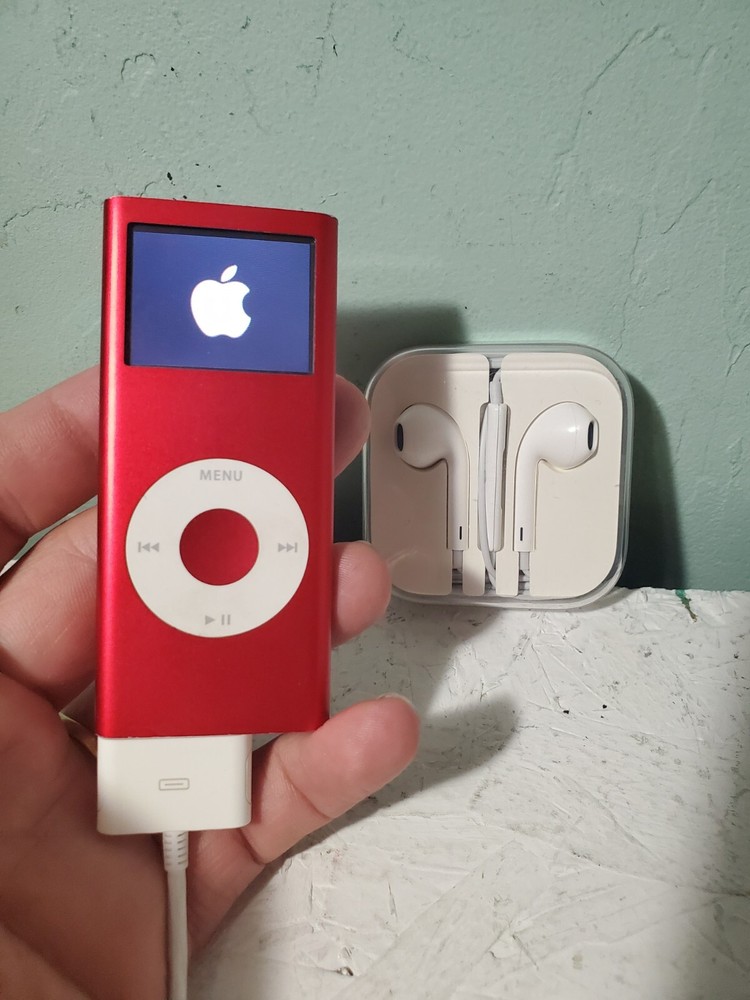 Mint Apple iPod Nano A1199 4GB Red