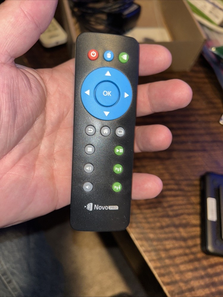 Vivitek Novo Pro Wireless Presentation Collaboration Solution