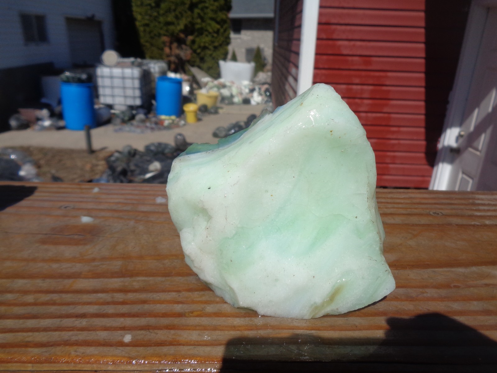 Glass Rock Slag White/Green  1.6 lbs 46C Rocks Landscape Aquarium Glows