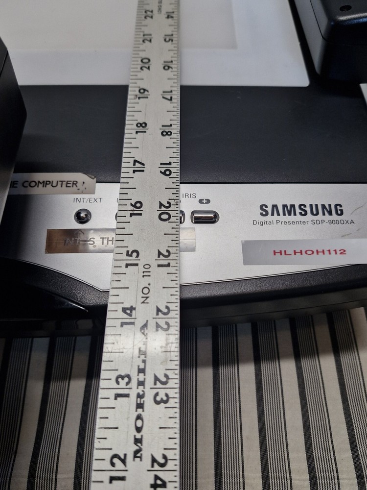SAMSUNG Digital Presenter SDP-900DXAN