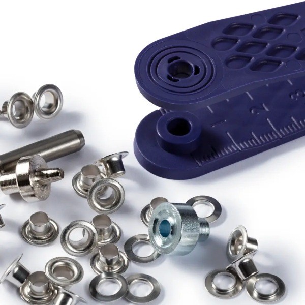 Prym One-Sided Eyelets 4mm ID, 50 Sets with Setting Tool, Silver (542407)