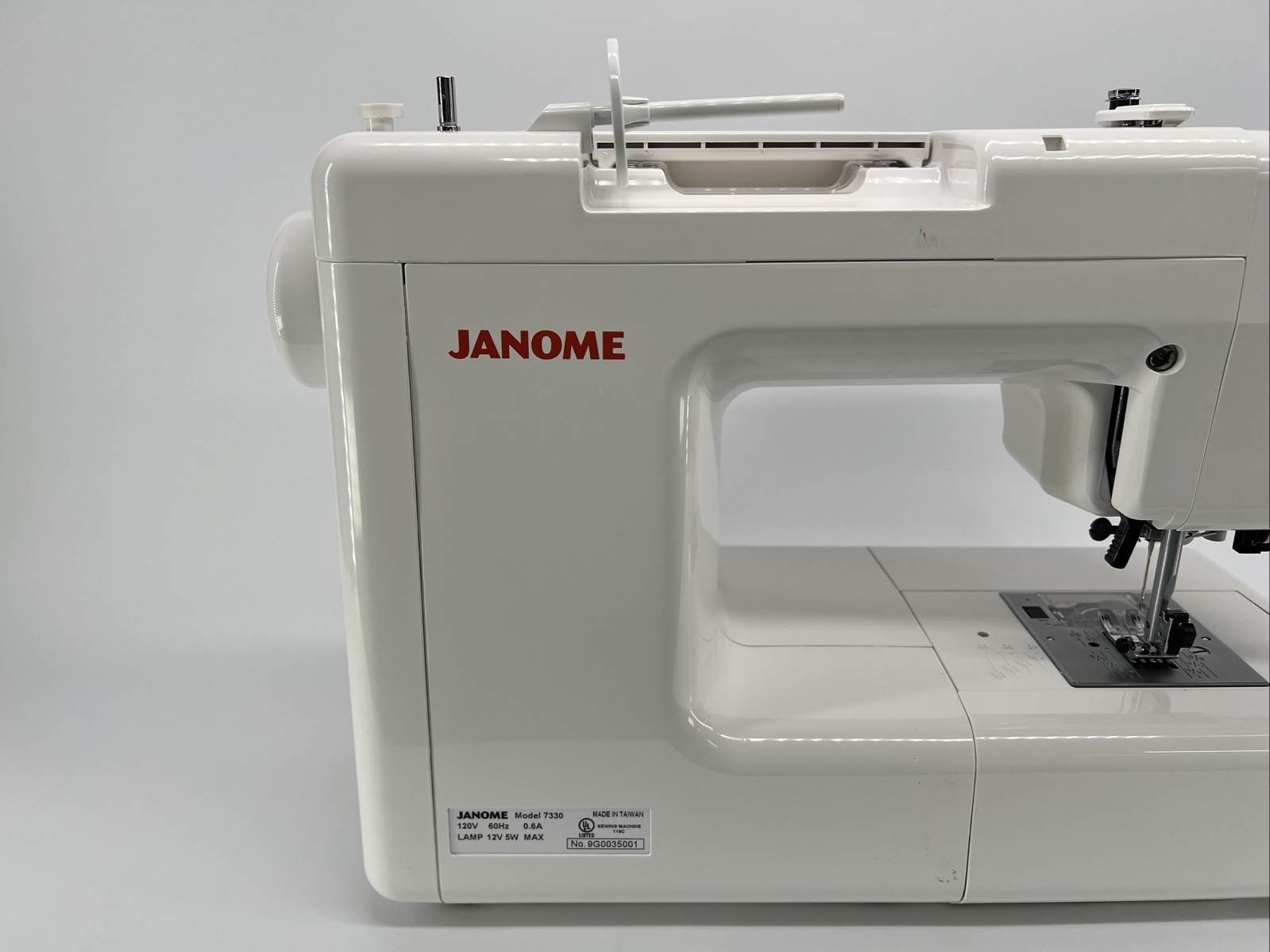 Janome Magnolia 7330 Sewing Machine with Power Cord - Excellent