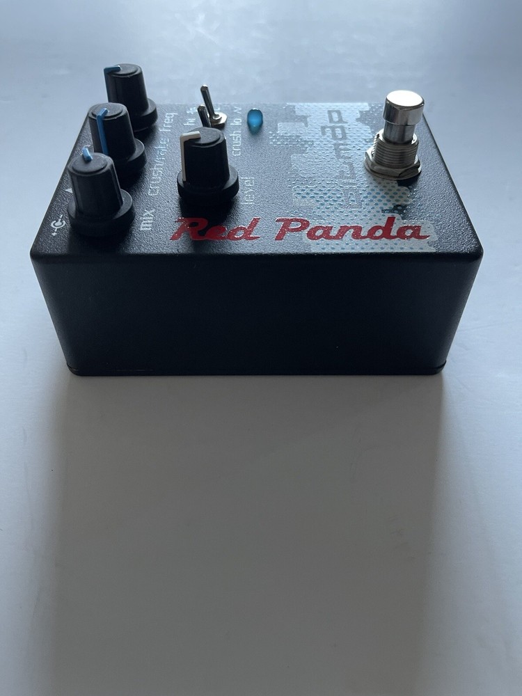 Red Panda Bitmap V1 Bitcrusher Bit Map Modulation Guitar / Bass Effect Pedal