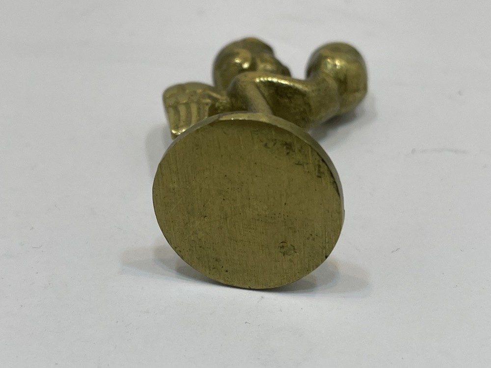 Brass candlestick, 4.8 cm. Excellent condition.