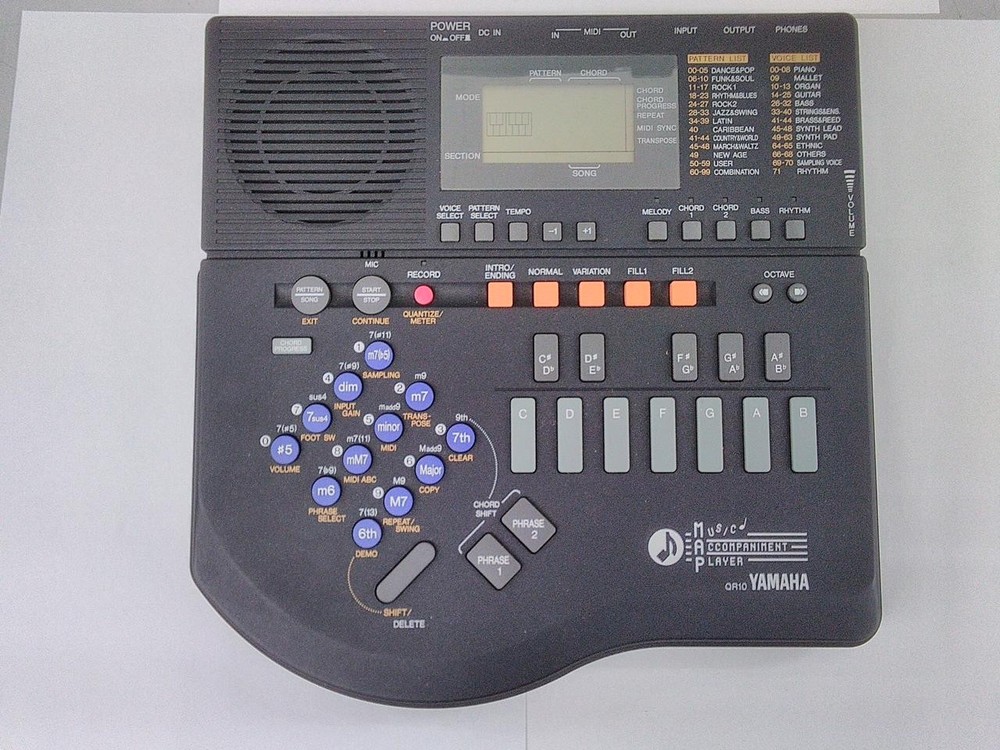 YAMAHA QR10 | Portable Sequencer Compact & Versatile – Good Condition