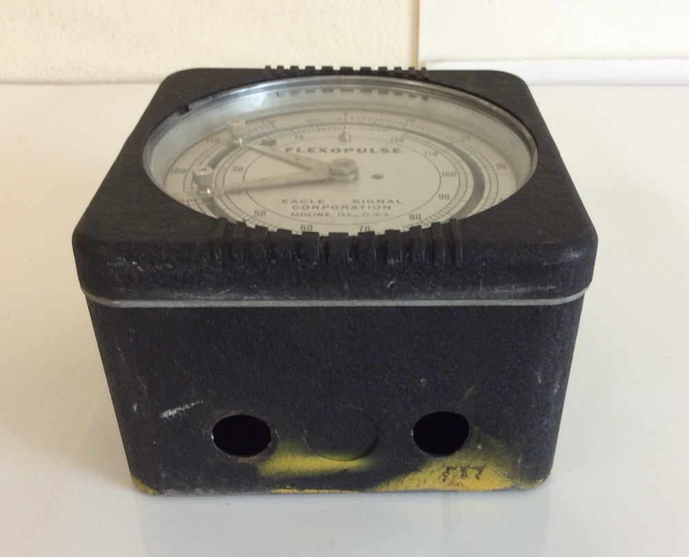 Vintage Eagle Signal Corp FLEXOPULSE Cold War Era Industrial Countdown Timer