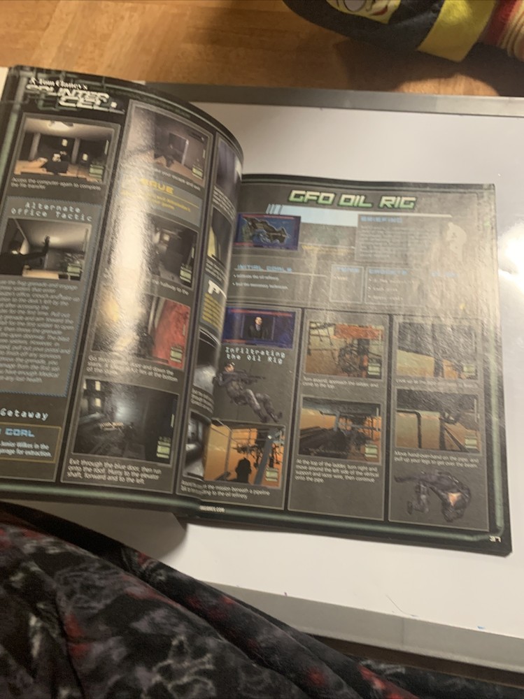 SPLINTER CELL - STEALTH ACTION REDEFINED- Prima Official Strategy Guide Book