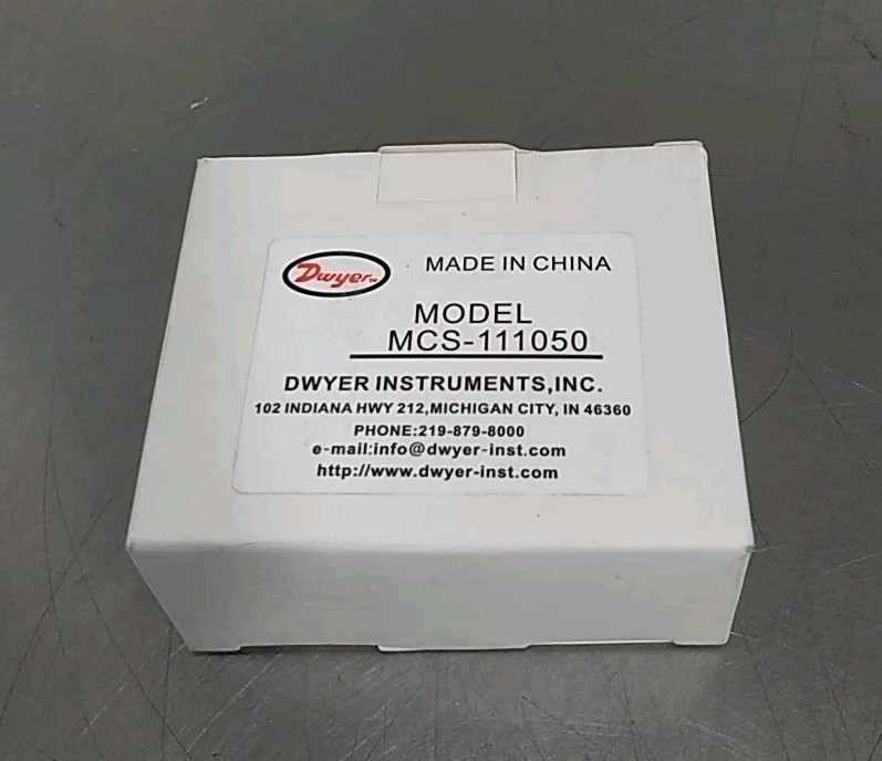 Dwyer MCS-111050 AC Current Switch Loc4B35