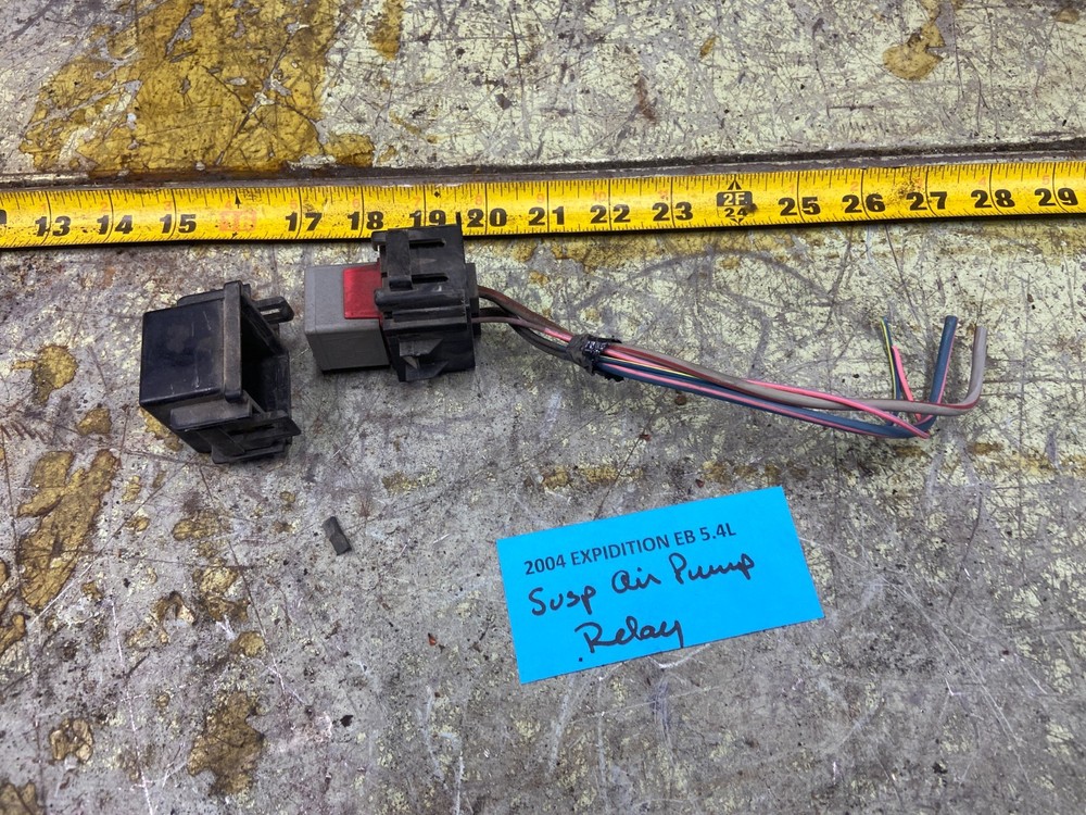 03-06 EXPEDITION SUSPENSION LEVELING PUMP RELAY
