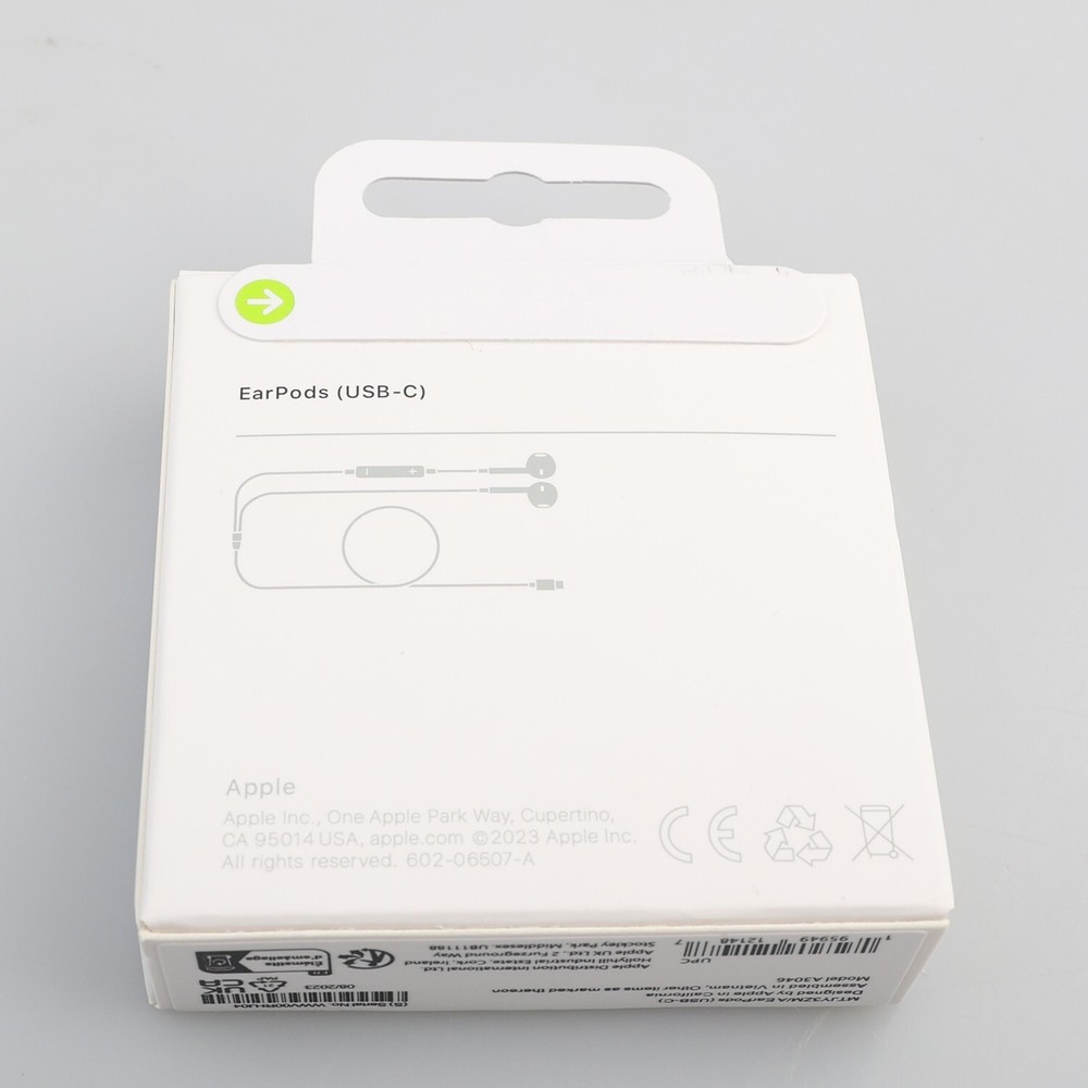 OEM USB-C Type-C Handsfree Earphones for Apple iPhone 16 Pro 16 Pro Max 16 Plus