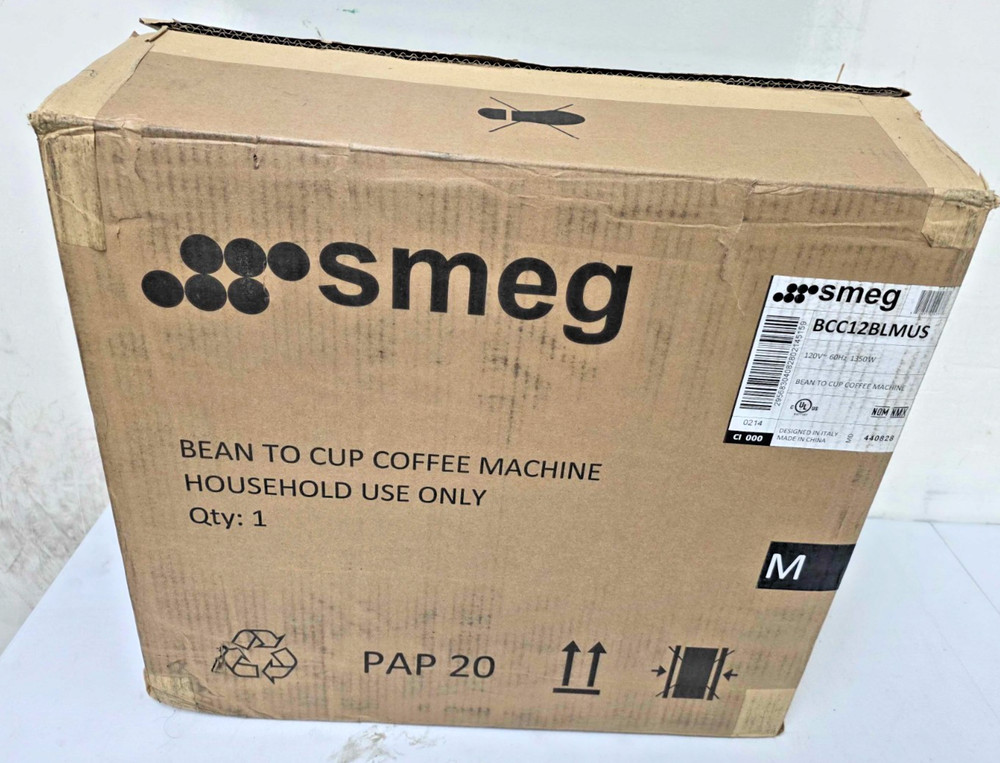 SMEG Fully Automatic Coffee Machine with Steam Wand-Black