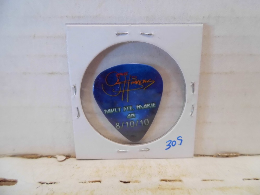 KISS "GENE SIMMONS" 8/10/2010 GUITAR PICK~READ DESCRIPTION #11~20