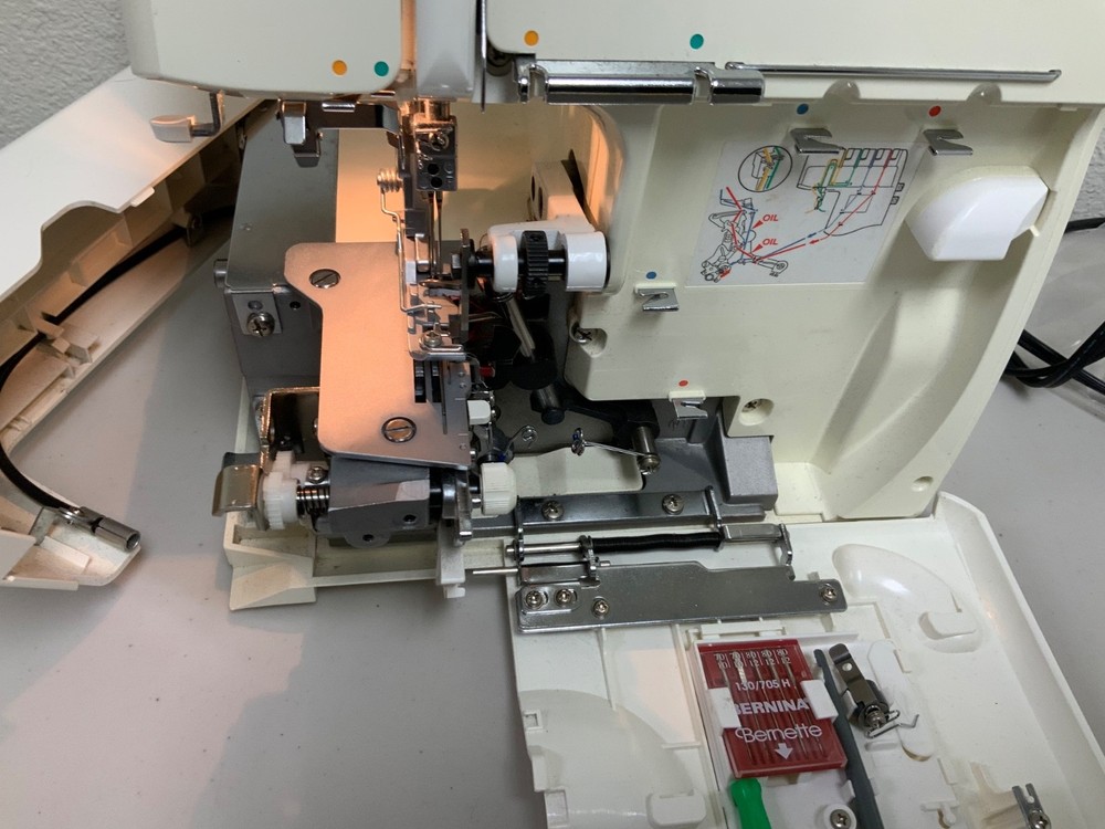 Bernina Overlocker Sewing Machine 1100DA, Fully Serviced!