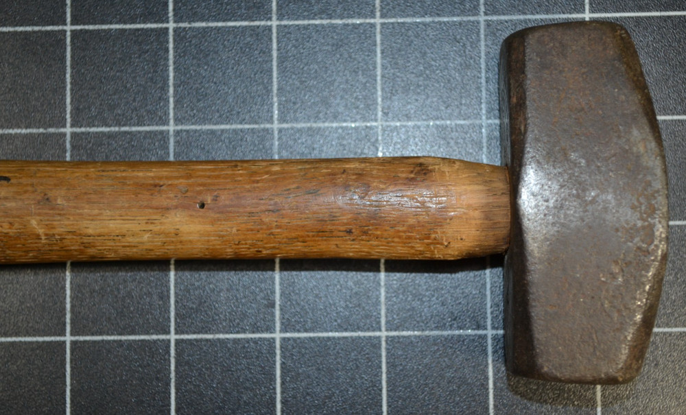 ATHA - 2# - HAND DRILLING HAMMER