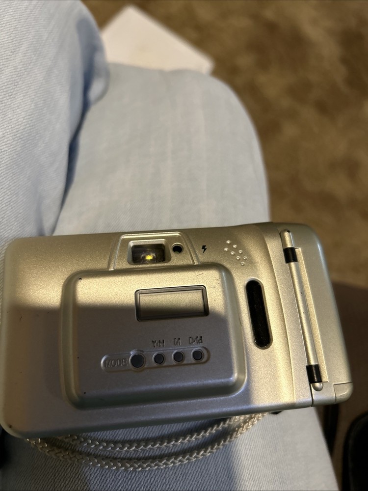 Polaroid Instant Camera 3600AF Vintage