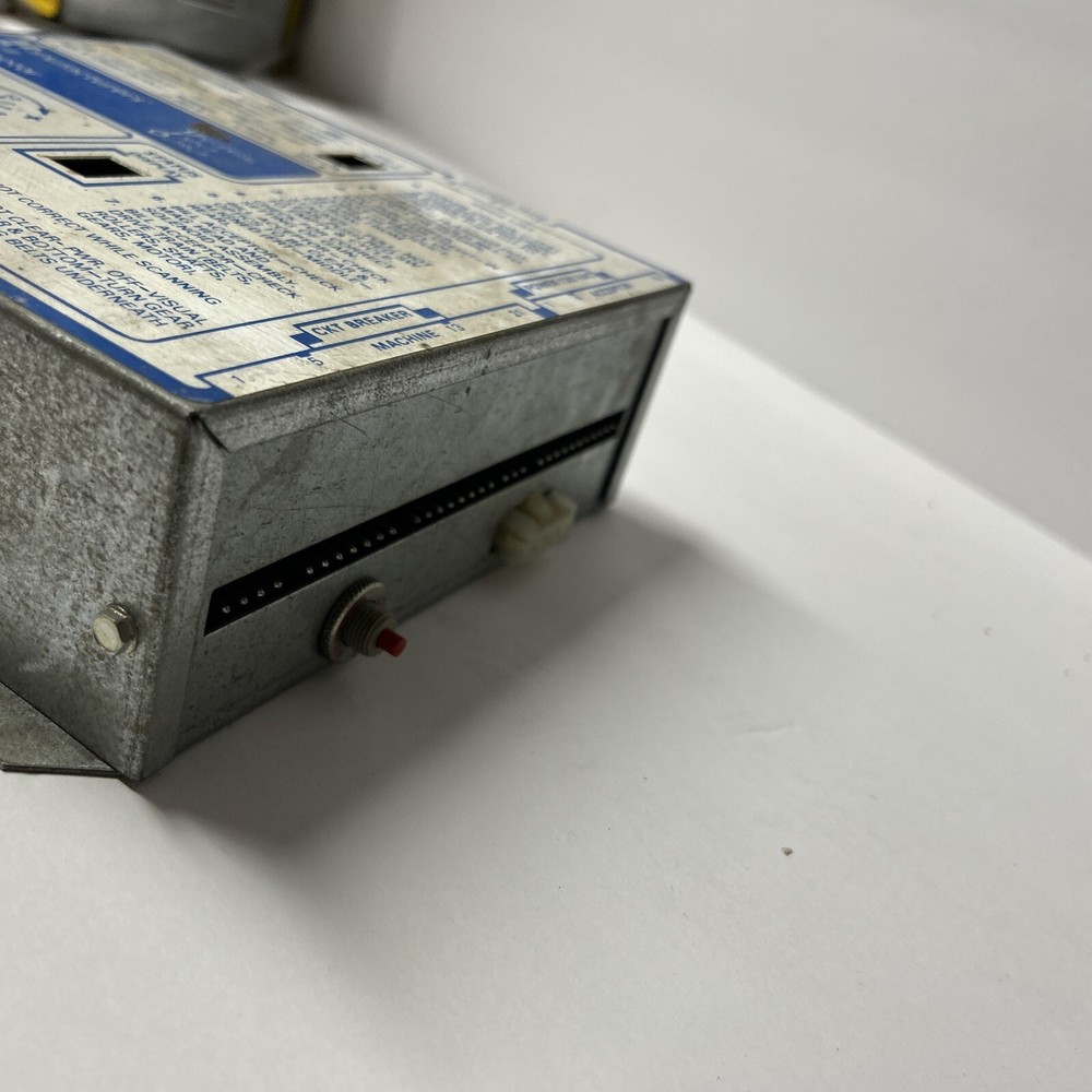 VintageJUKEBOX PERFORMER GRAND CURRENCY ACCEPTOR Dixie Narco Untested