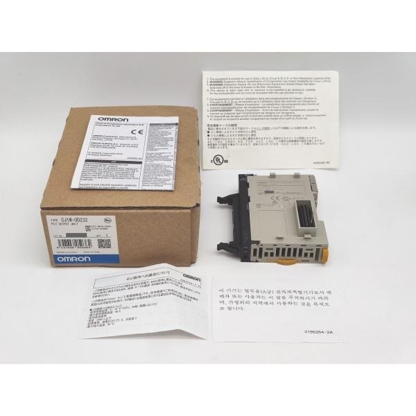 OMRON CJ1W-OD232 PLC Output Module (Unused, Open/Damaged Box) NEW