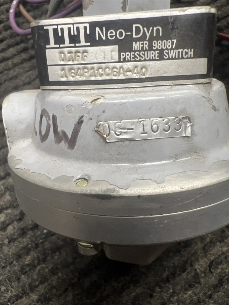 ITT Neo-dyn 164P1CC6A-40 Pressure Switch 150PSIG
