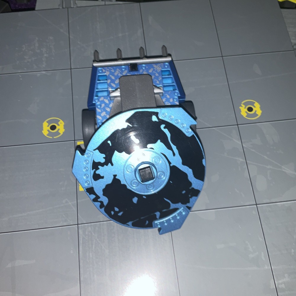 HEXBUG BatteBots Rusty & Tombstone and 4 customizable battlebots
