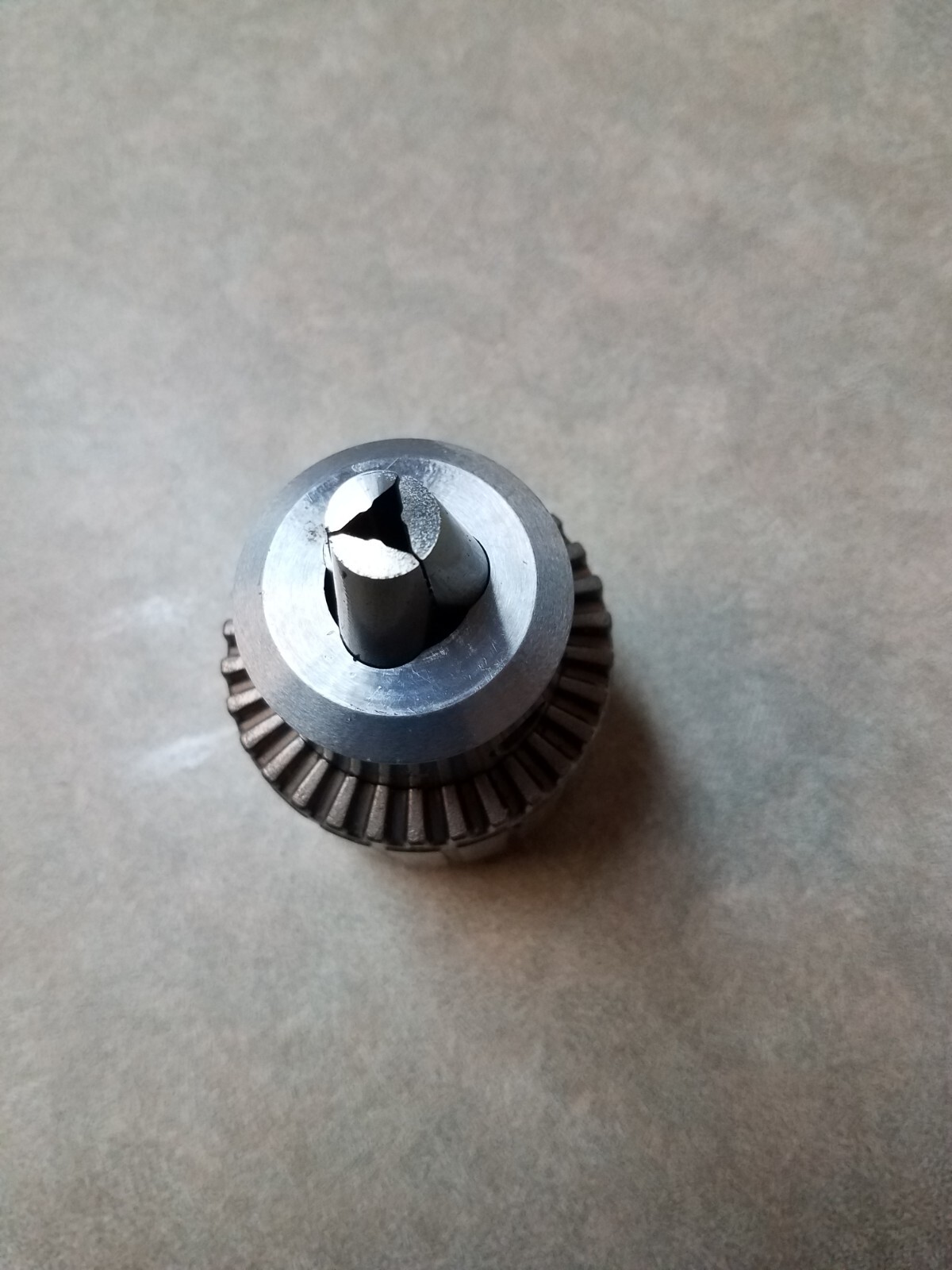 Milwaukee 48-66-2085 Drill Chuck 3/4" #3 Jacobs taper with key and retainer