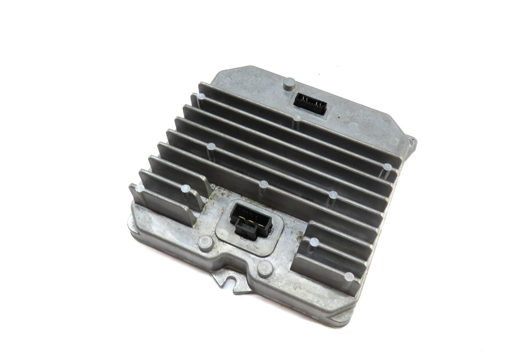 2014-2018 BMW X5 (F15) VOLTAGE CONVERTER CONTROL MODULE