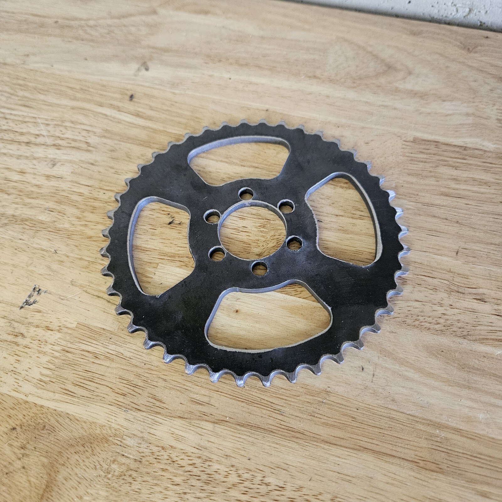 Any Tooth Sprocket Steel NEW #420 Chain 6 Hole Design - Design may vary