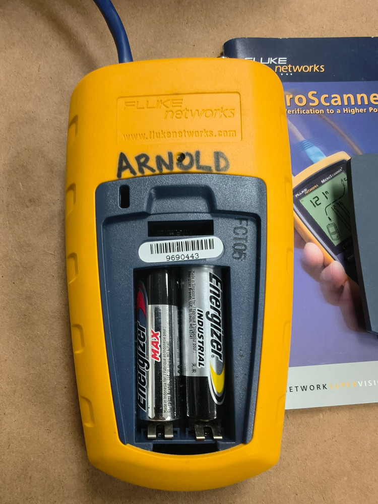 Fluke Networks Microscanner2 MS2-100 Cable Verifier - Cat5/Cat6/Coax 9690443