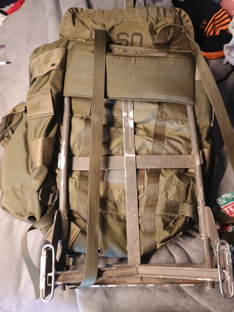 Field Pack Combat Nylon Large LC-1 MEDIUM and Frame