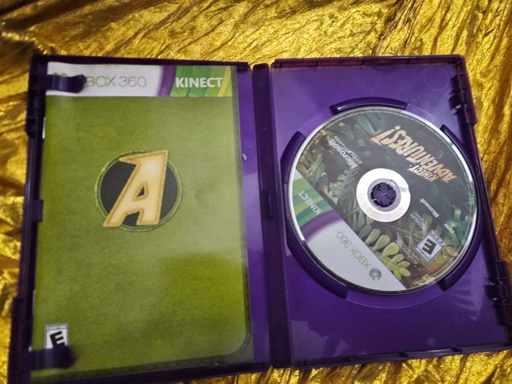 Microsoft KINECT LPF-00004 Motion Sensing Xbox 360 SENSOR + ADVENTURES ! GAME !