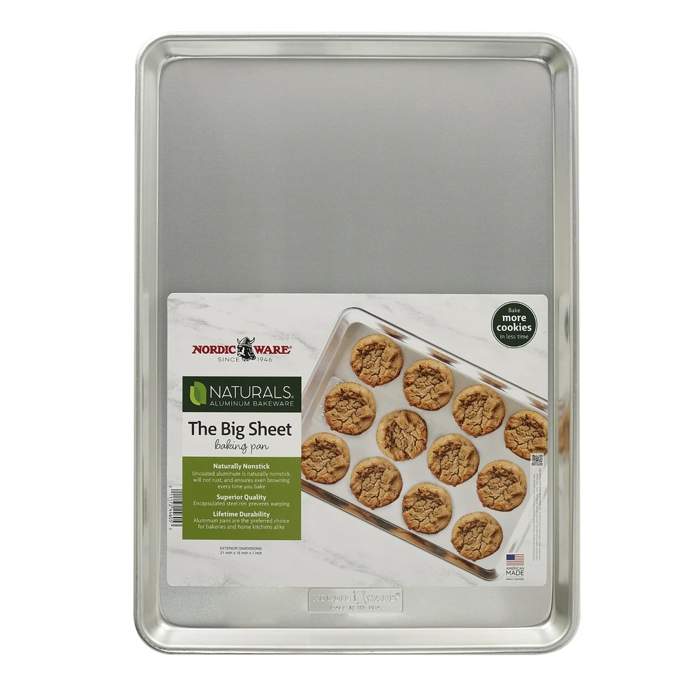 Nordic Ware Naturals 21" x 15" Aluminum Extra Large Rectangular Cookie & Baking