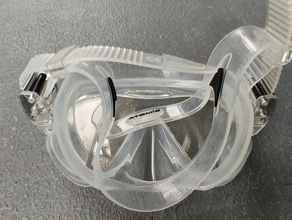 Atomic Aquatics Ultraclear Frameless Mask Medium Clear