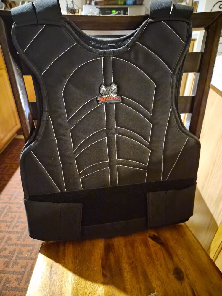 MADDOG chest protector. OSFM. Rare!