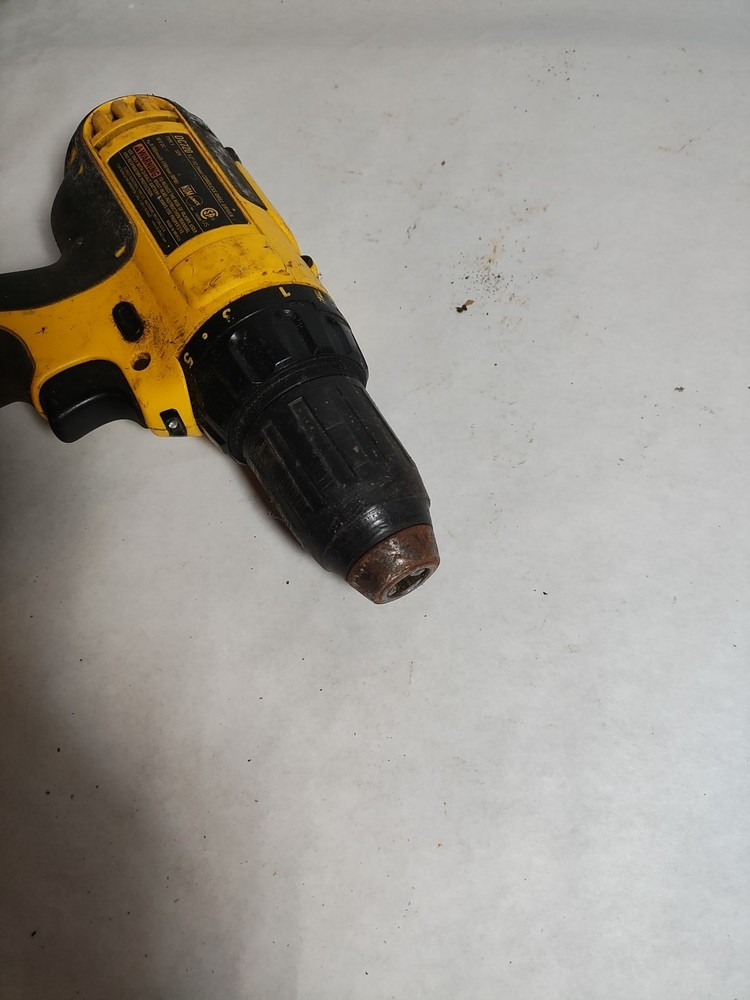 DeWalt DC720 18V Cordless 1/2"" Drill/Driver - Yellow