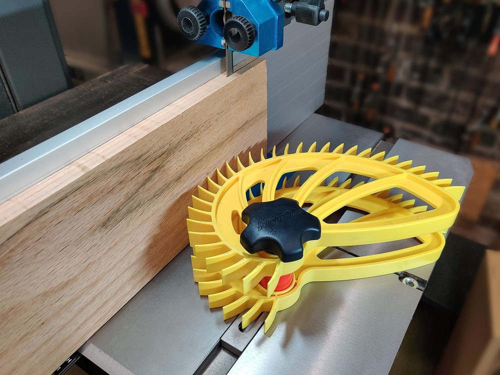 Tall Stacking Accessory Used To Lock Two Hedgehog Featherboards Together