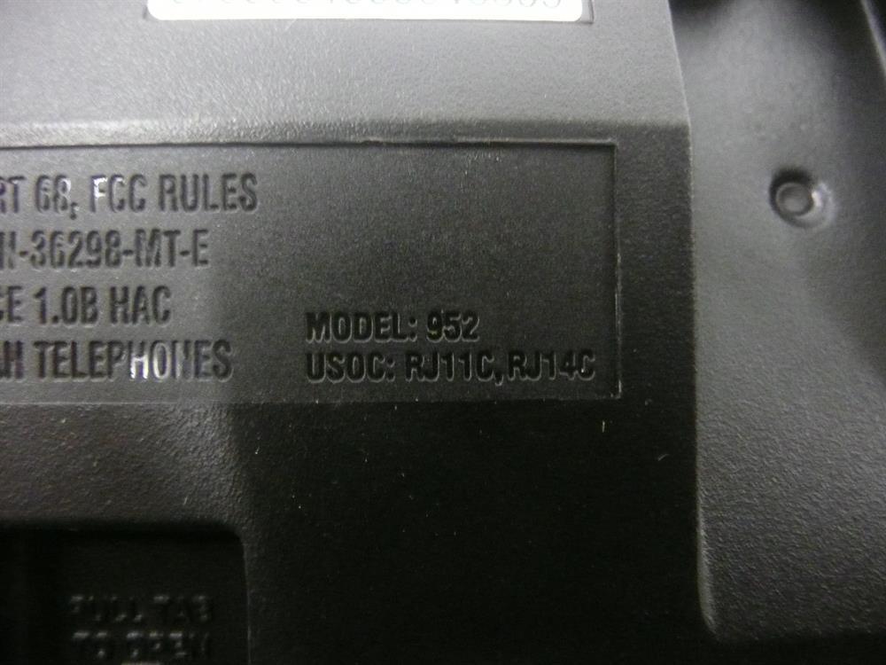 AT&T 952 Phone