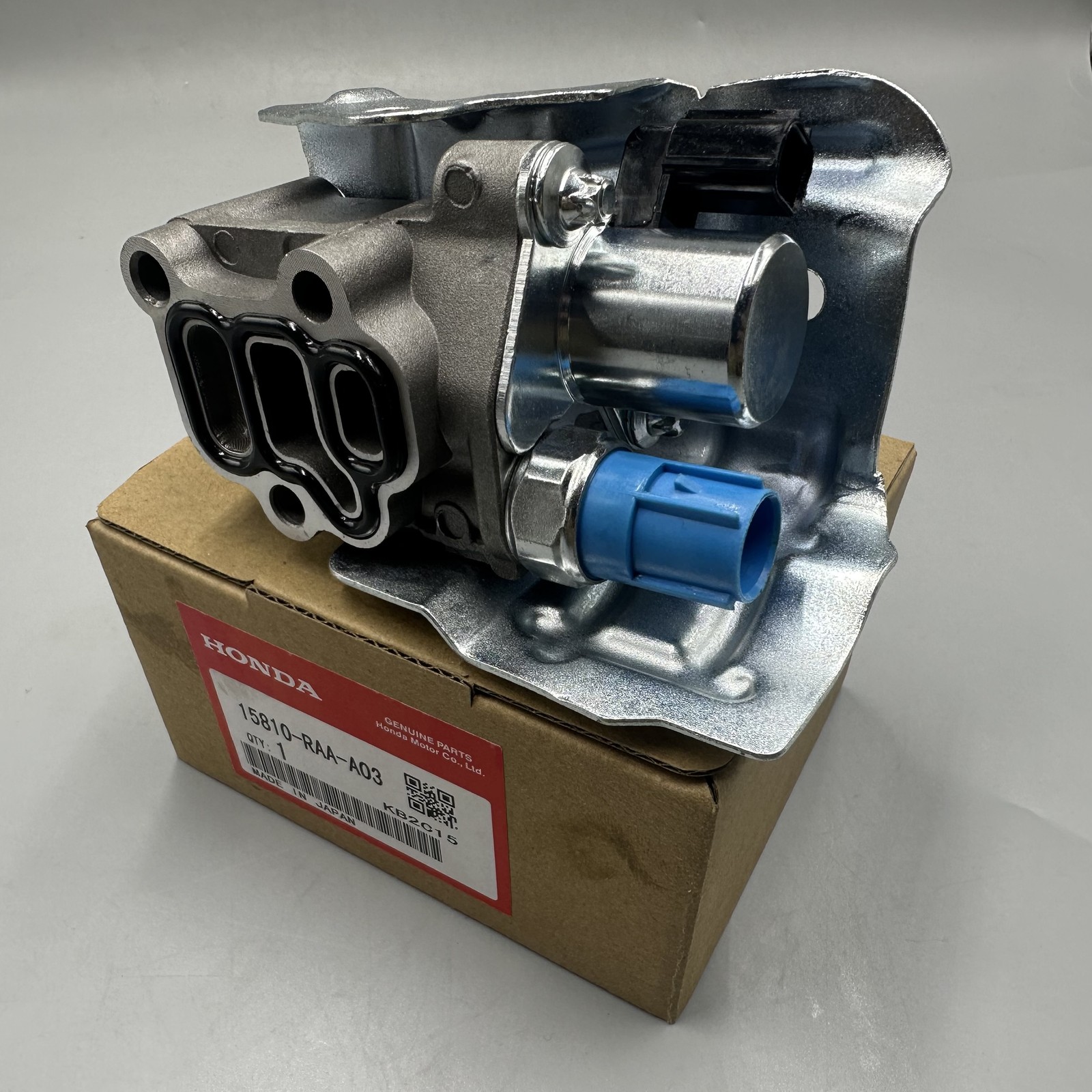 OEM GENUINE 15810-RAA-A03 FOR HONDA ACURA VTEC SOLENOID SPOOL VALVE W/GASKET NIB