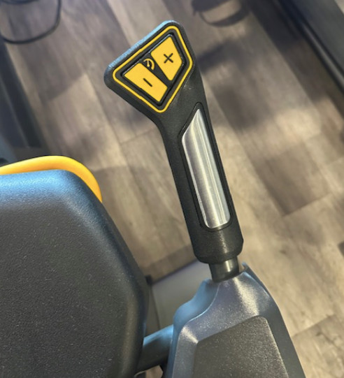 Matrix | Performance Recumbent Bike w/ Touch Console