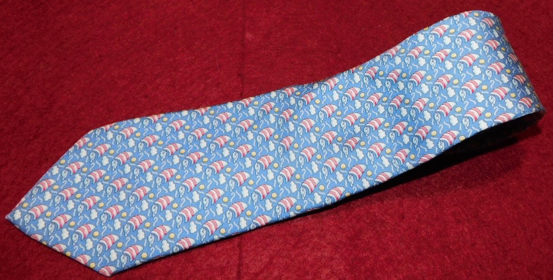 BOY'S VINEYARD VINES MADE IN U.S.A. LIGHT BLUE/RED/WHITE SAIL BOAT MOTIF TIE.