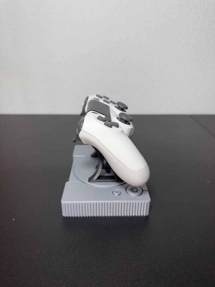Retro Game Console Style Controller Stand – 3D Printed Gamepad Holder