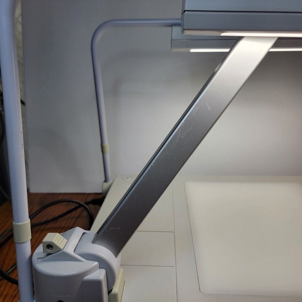 Epson ELPDC05 High Resolution Document Imager Overhead Camera With Cord