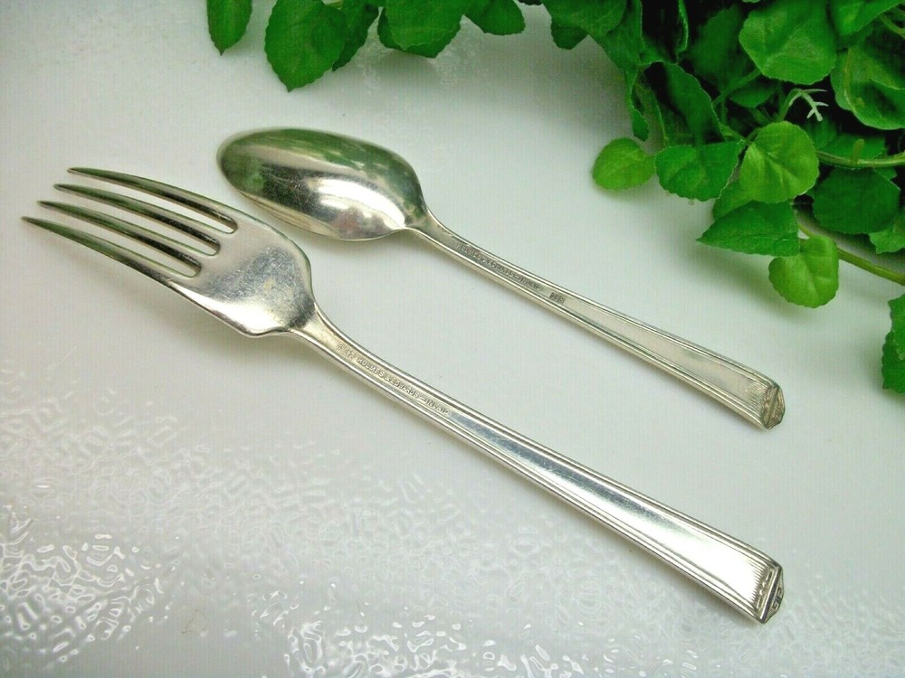 International Holmes & Edwards CENTURY Silverplate Teaspoon & Dinner Fork 1923