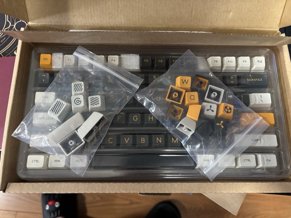 MaxKey Virtual War SA Profile Keycaps