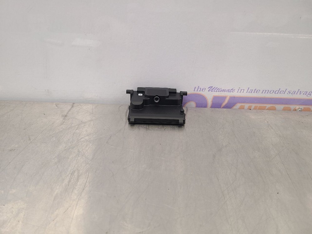 22 FORD EXPLORER XLT CAMERA FRONT VIEW WINDSHIELD MOUNTED LB5T19H406CF