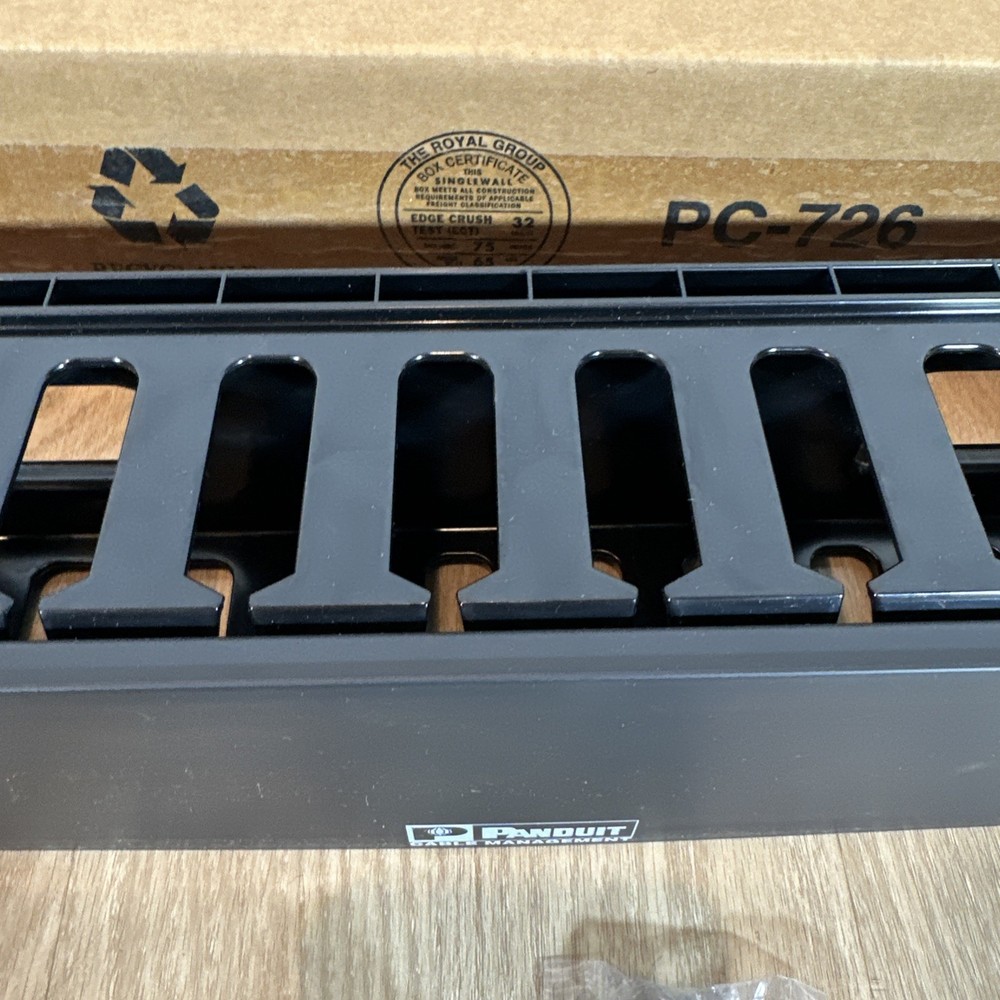 Panduit WMPFSE PatchLink Horizontal Cable Manager 1RU