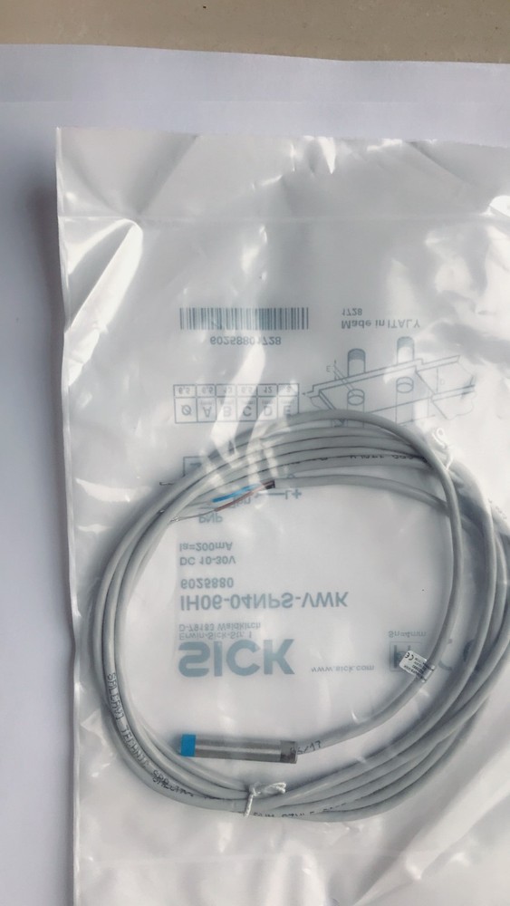 SICK IH06-04NPS-VWK Sensor 6025880 PNP