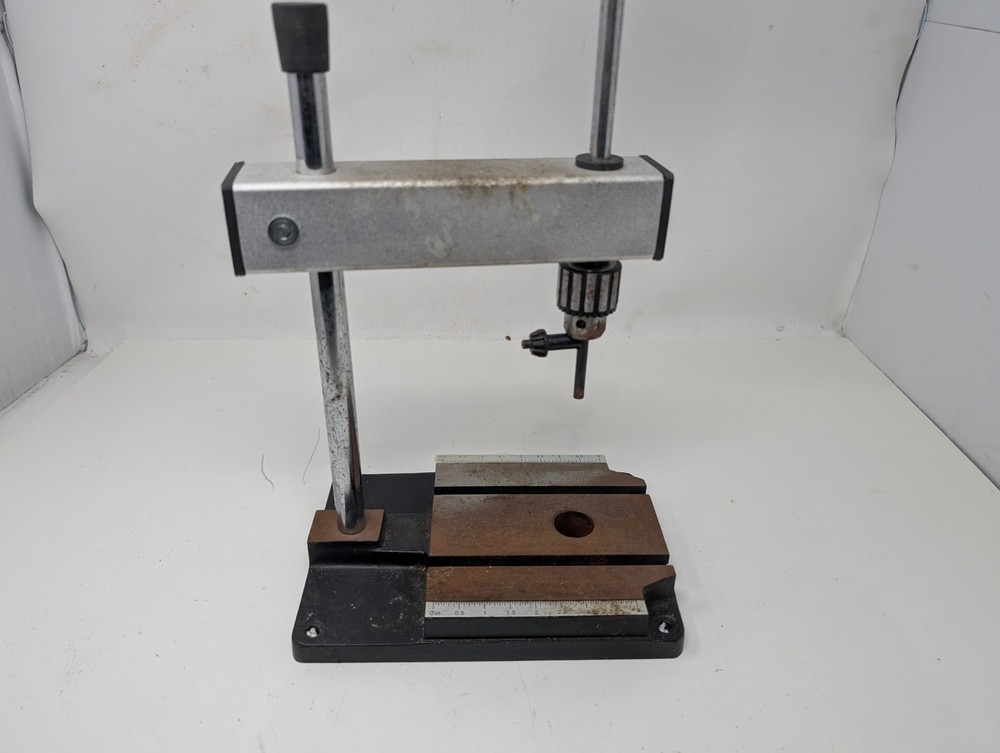 MicroLux #83146 Tapping Fixture Drill Press Attachment Micro-Mark (UV)
