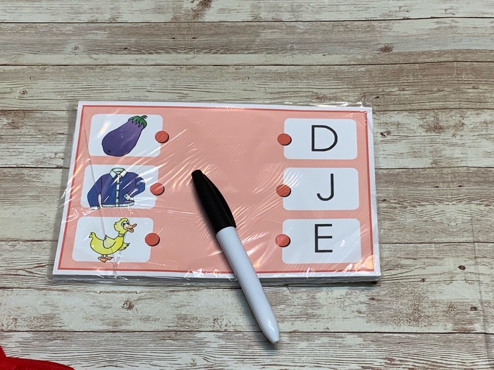 Write & Wipe Activity Set - Phonics Beginning Sounds - Learning Center