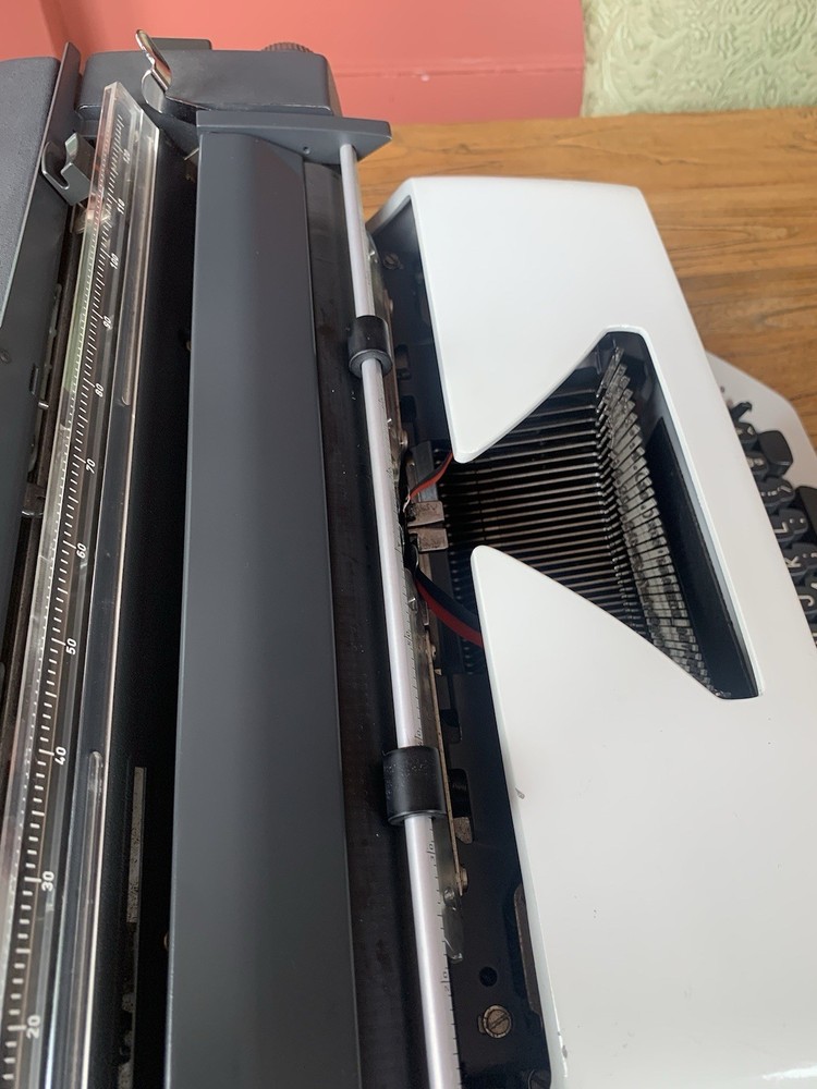 Olympia SG3N Typewriter