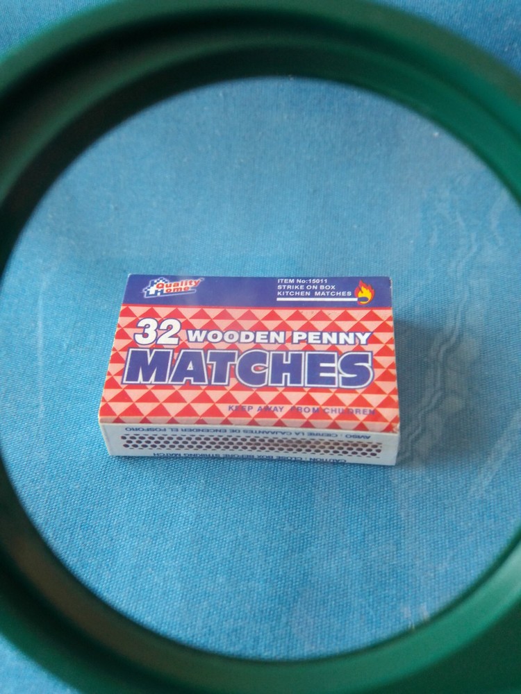 Magnifier Lens. Loupe 2x. Kompas.