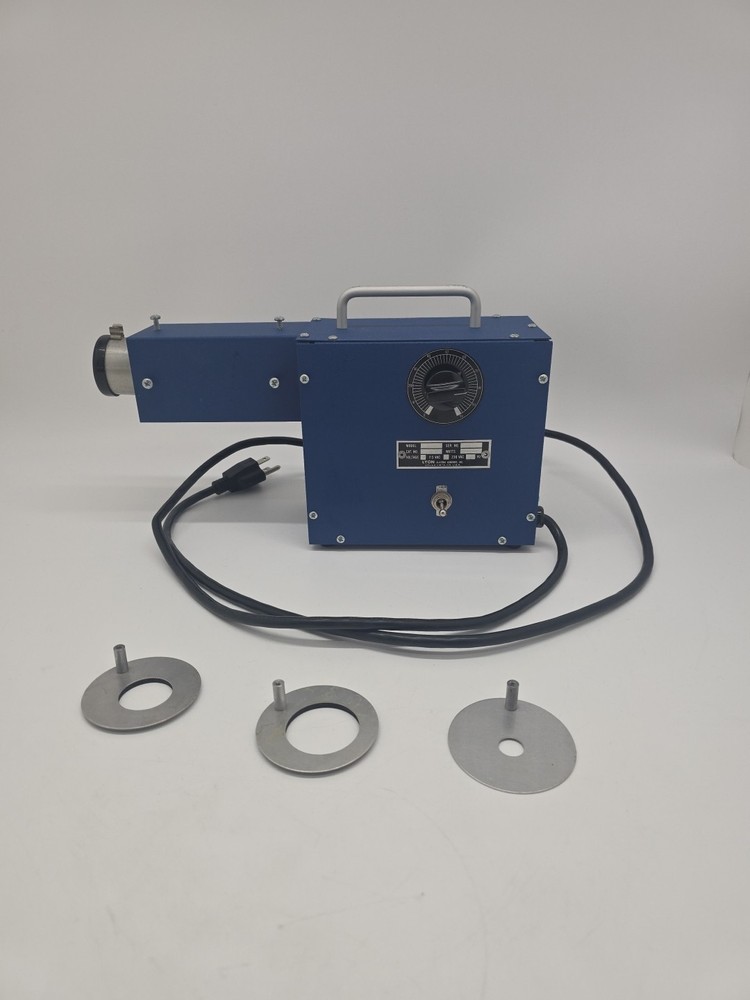 LYON ELECTRIC MODEL HI-INT 950-76 115Vac LIGHT SOURCE
